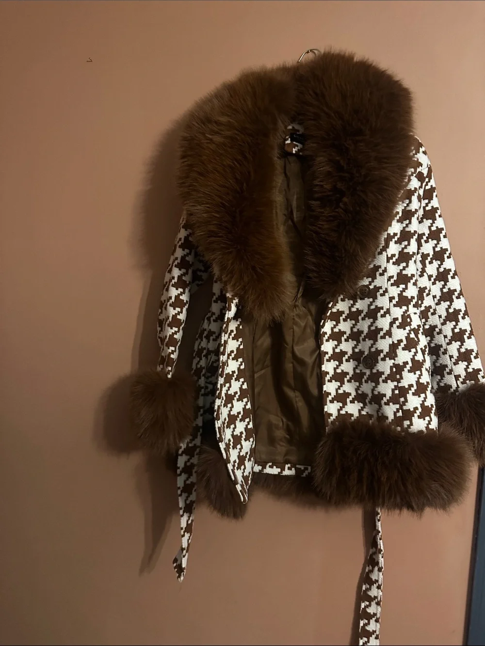 Beautiful Soft Brown & White Houndstooth pop Removable Faux Fur-Trim Coat